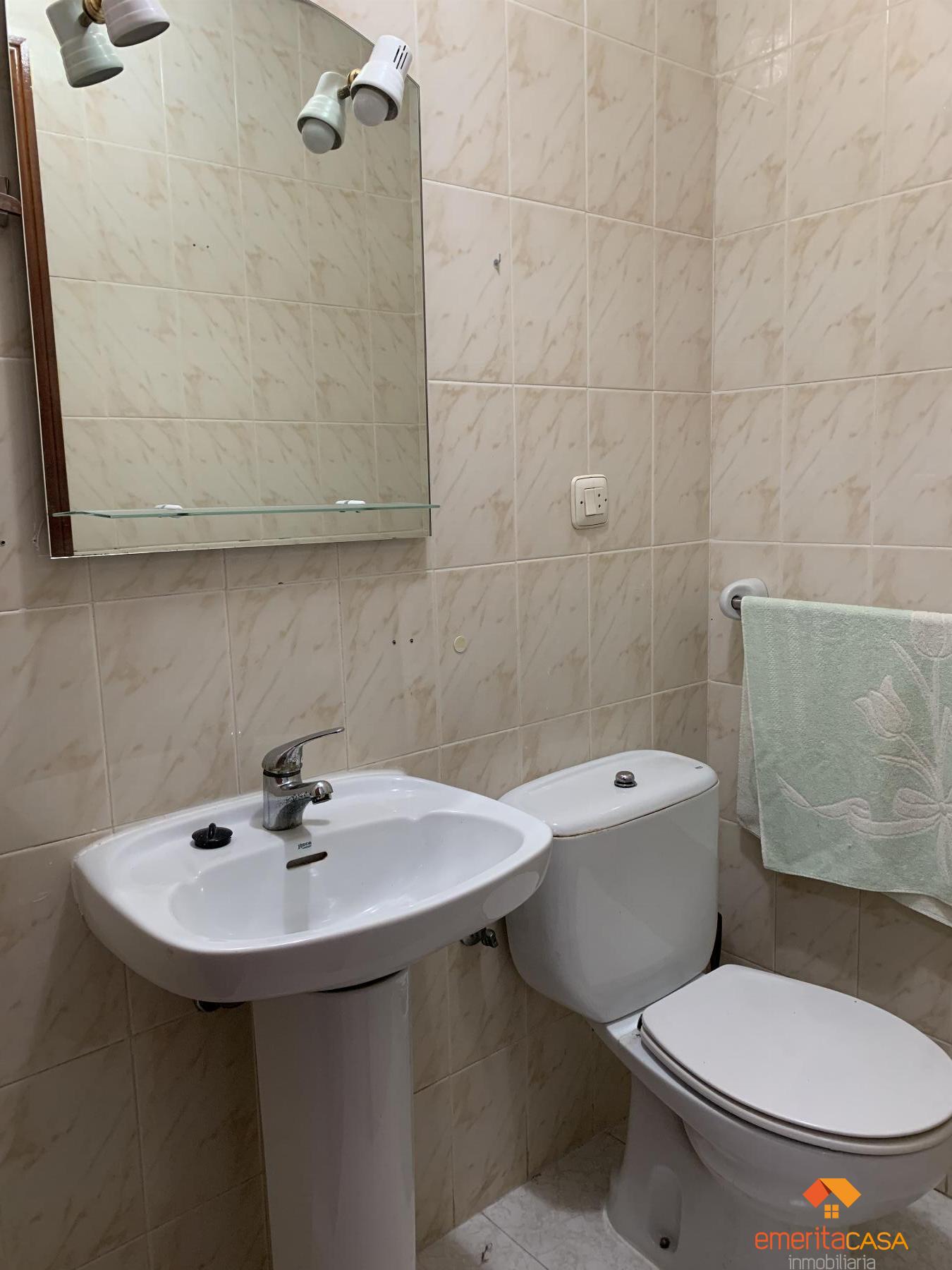 For sale of flat in Almendralejo