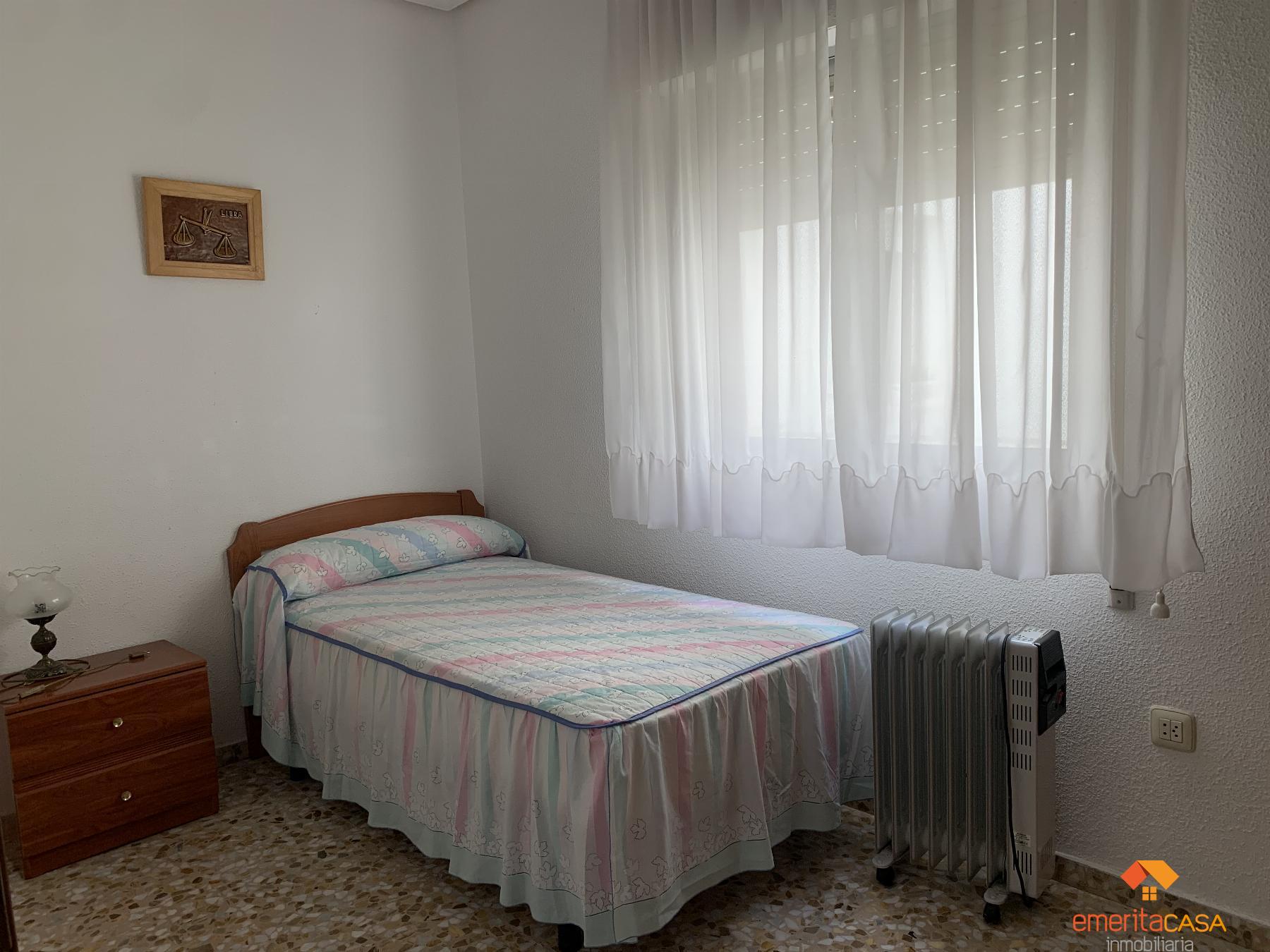 For sale of flat in Almendralejo