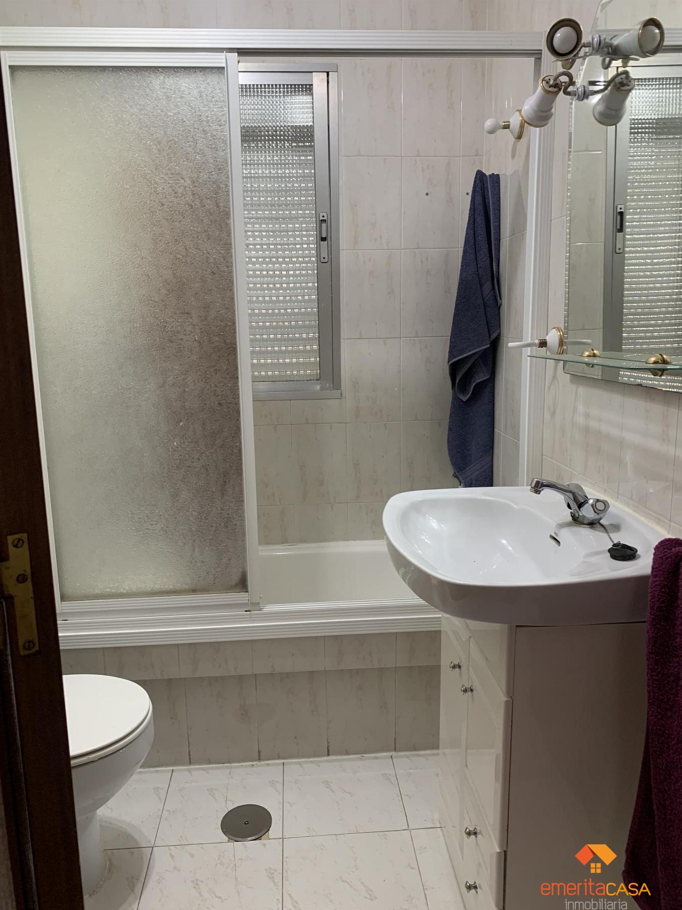 For sale of flat in Almendralejo