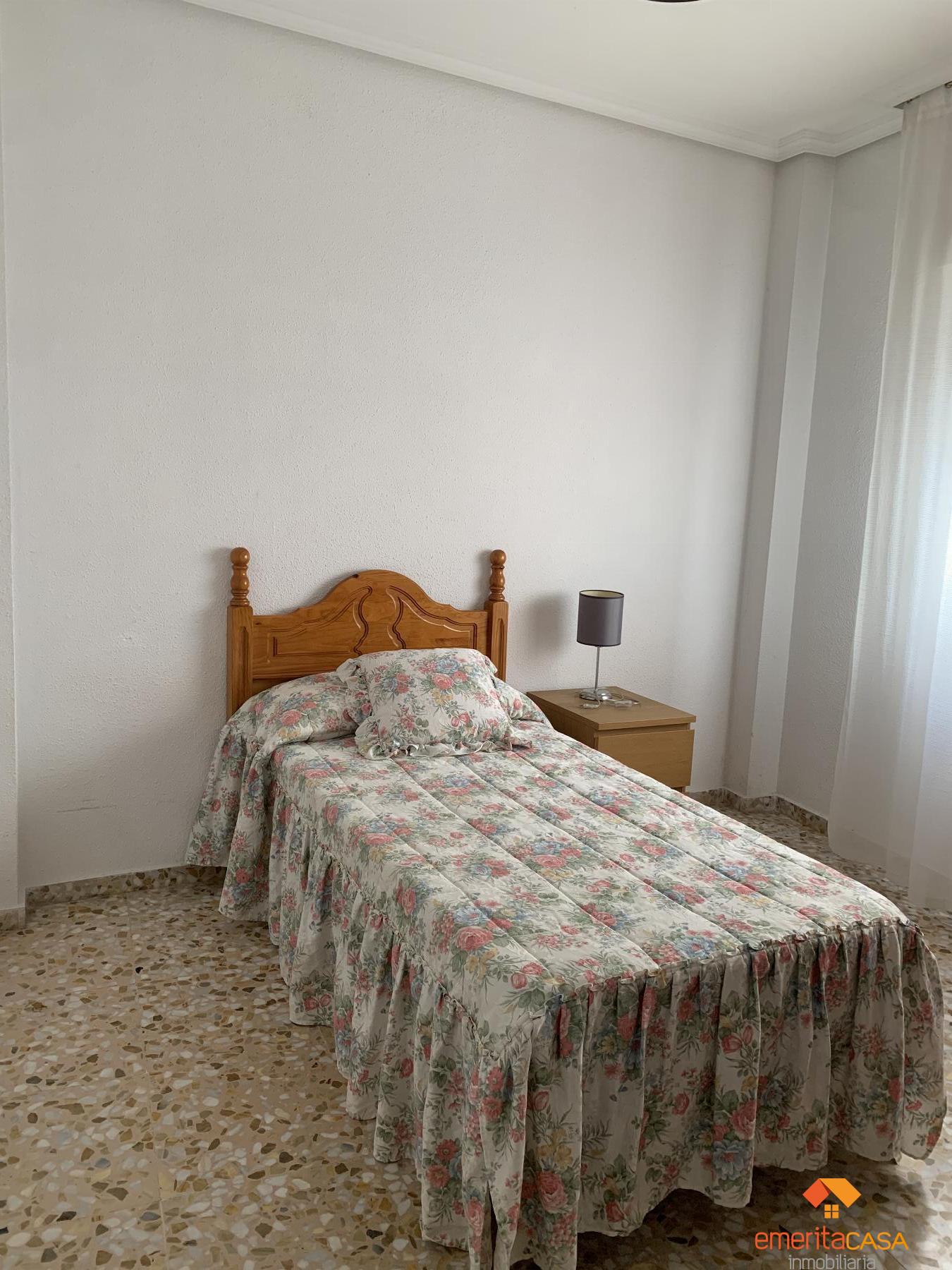 For sale of flat in Almendralejo
