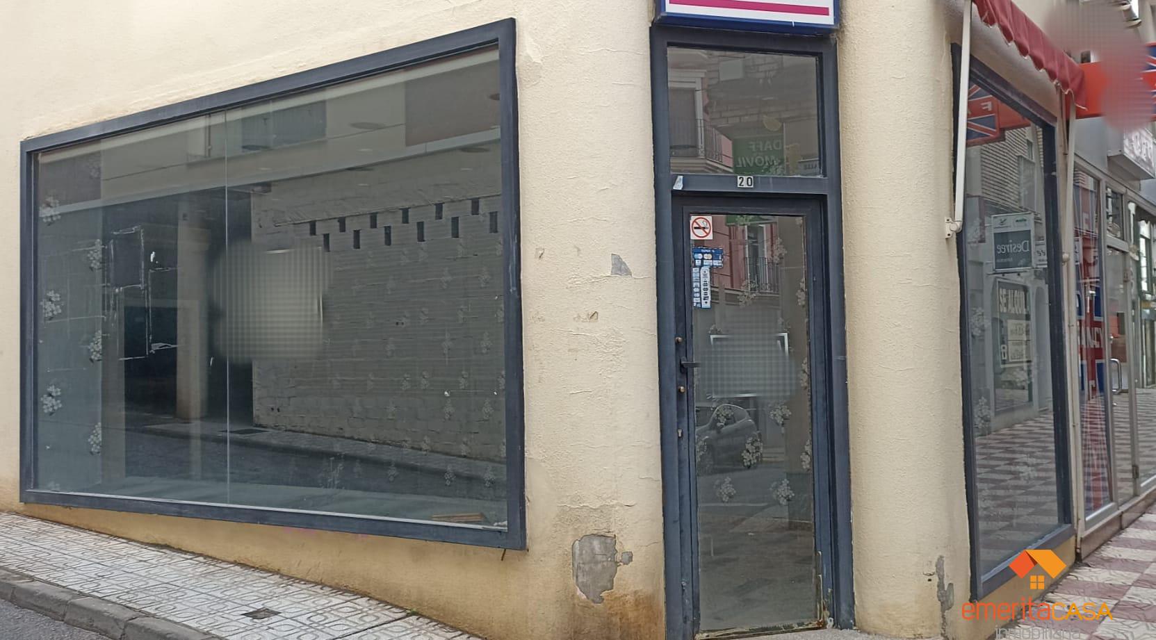 For sale of commercial in Almendralejo