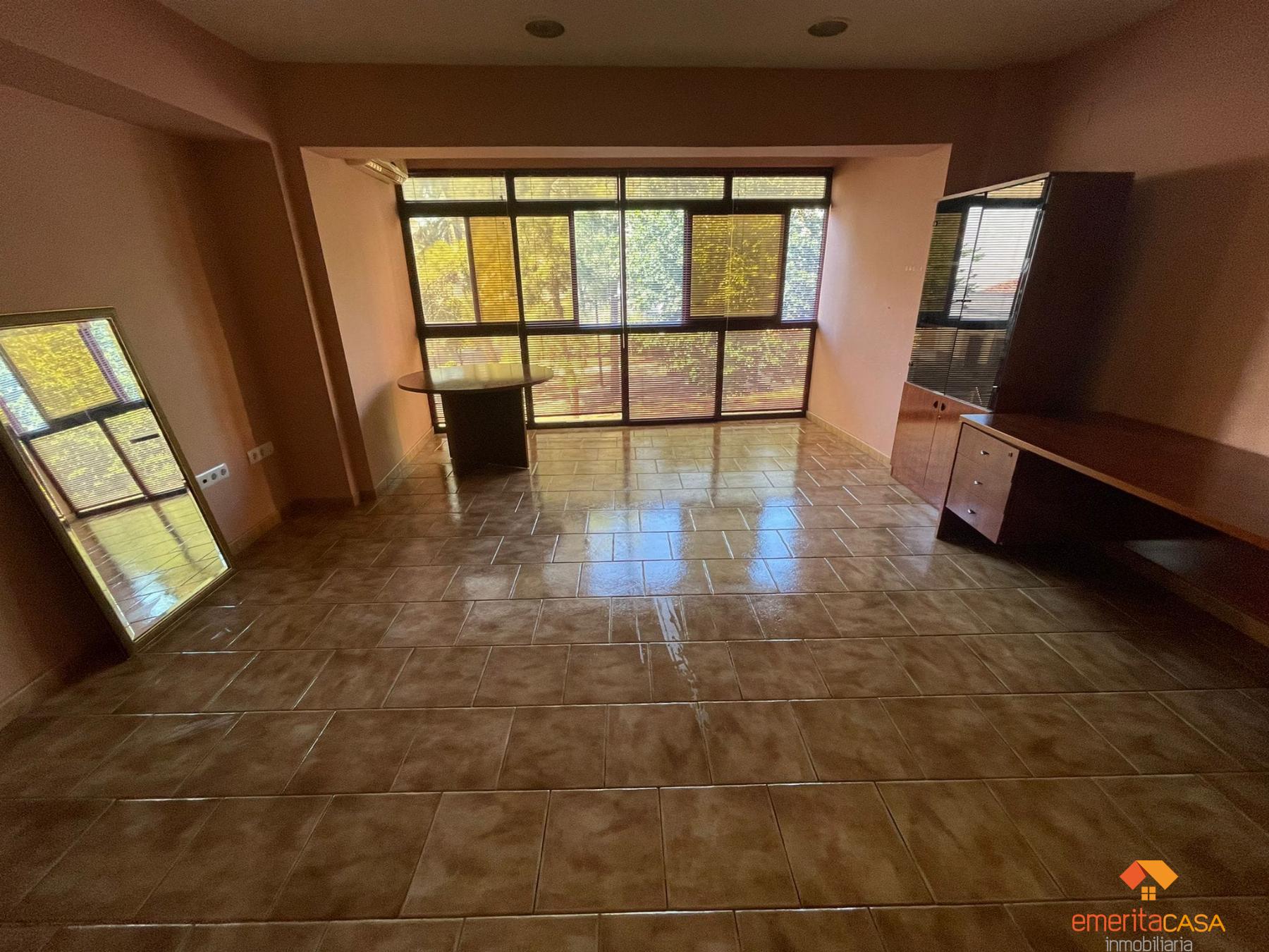 For sale of flat in Almendralejo