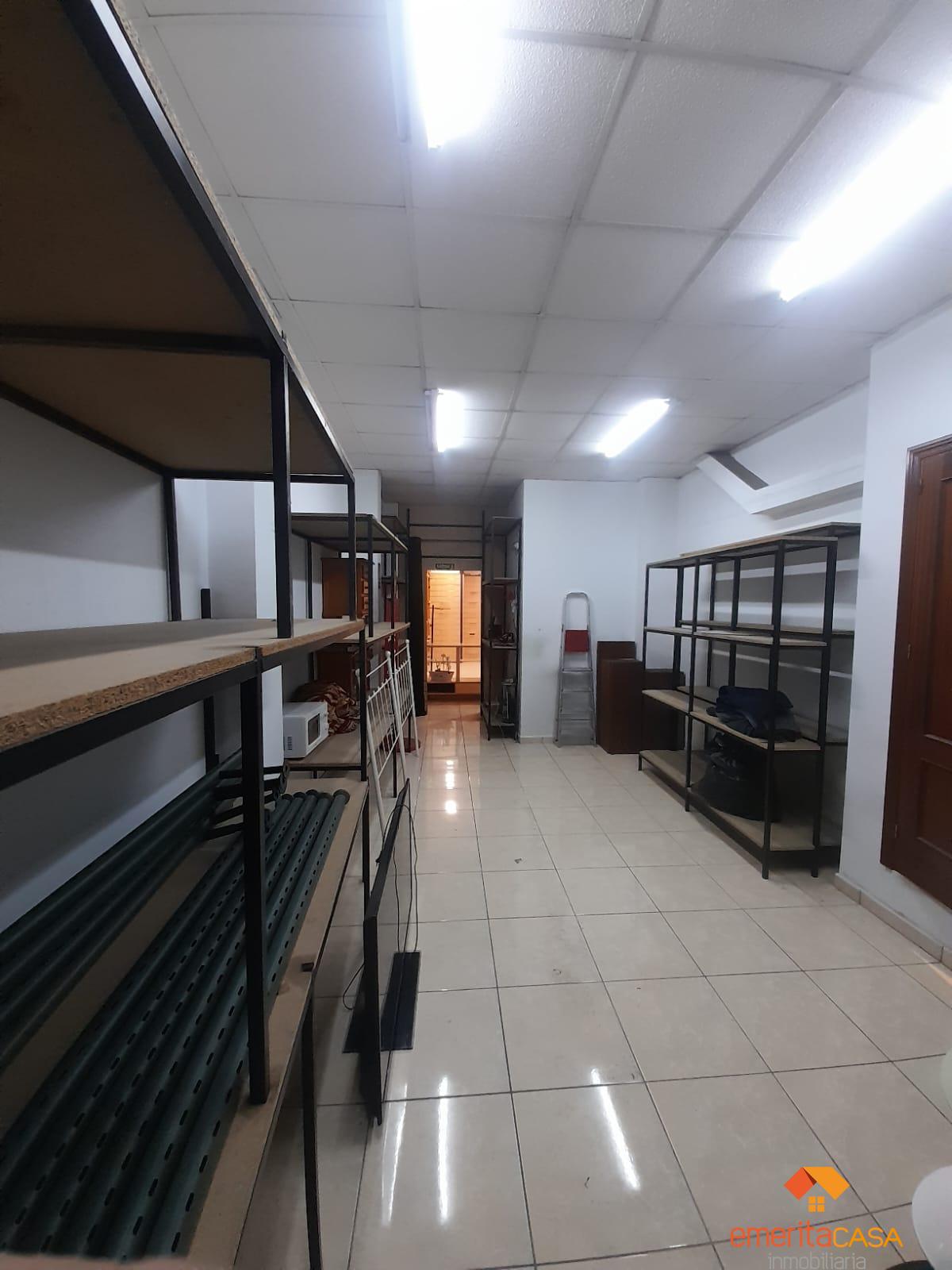 Venta de local comercial en Almendralejo