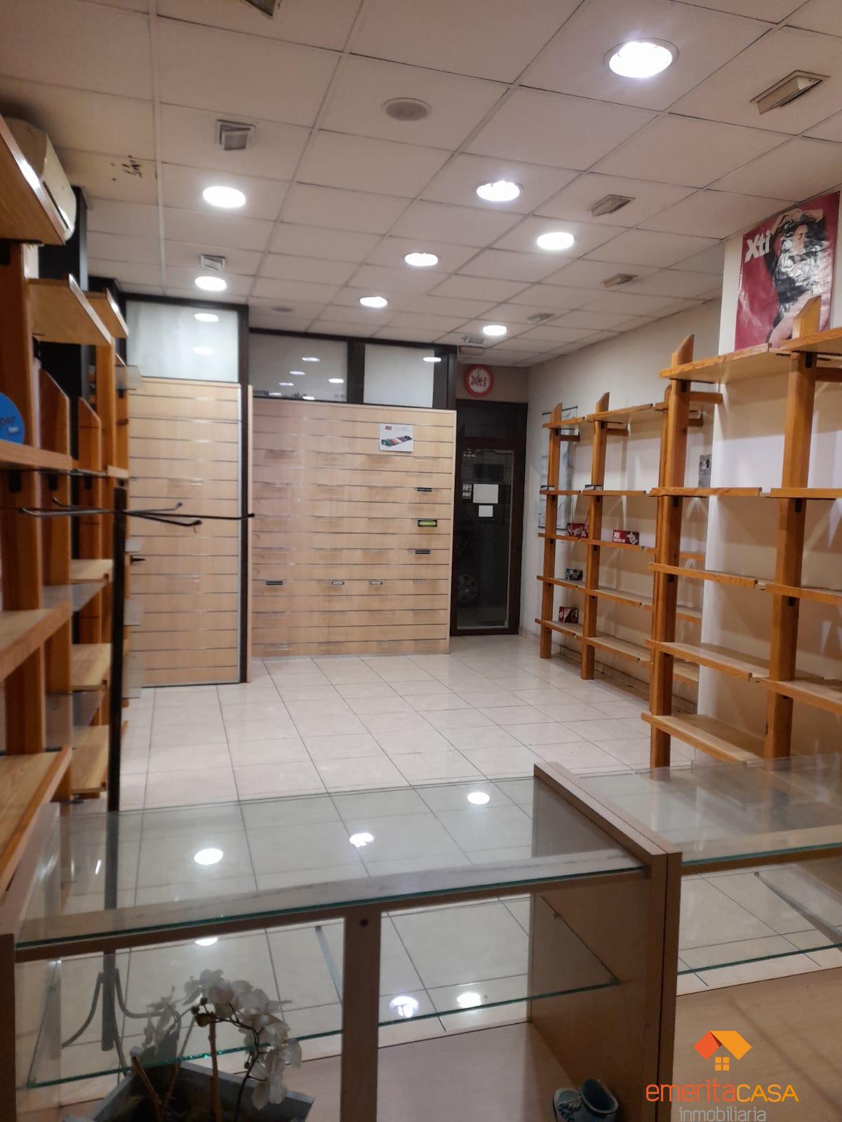 For sale of commercial in Almendralejo