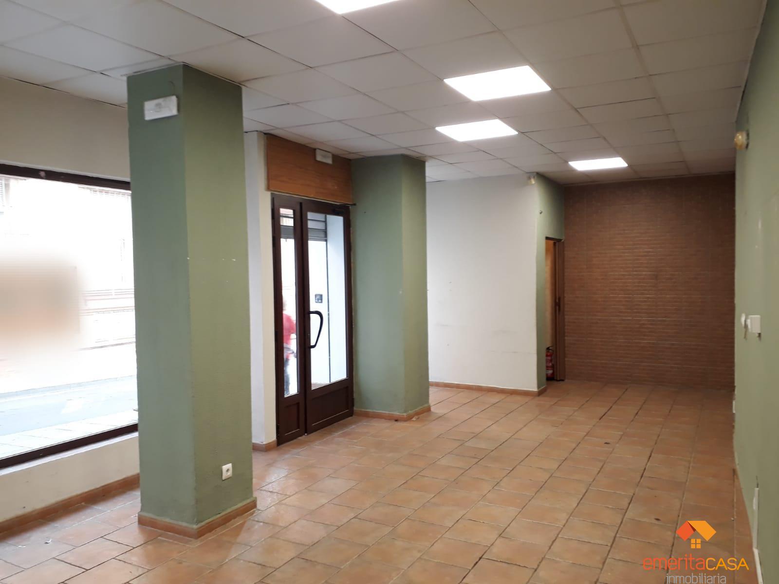 For rent of commercial in Almendralejo