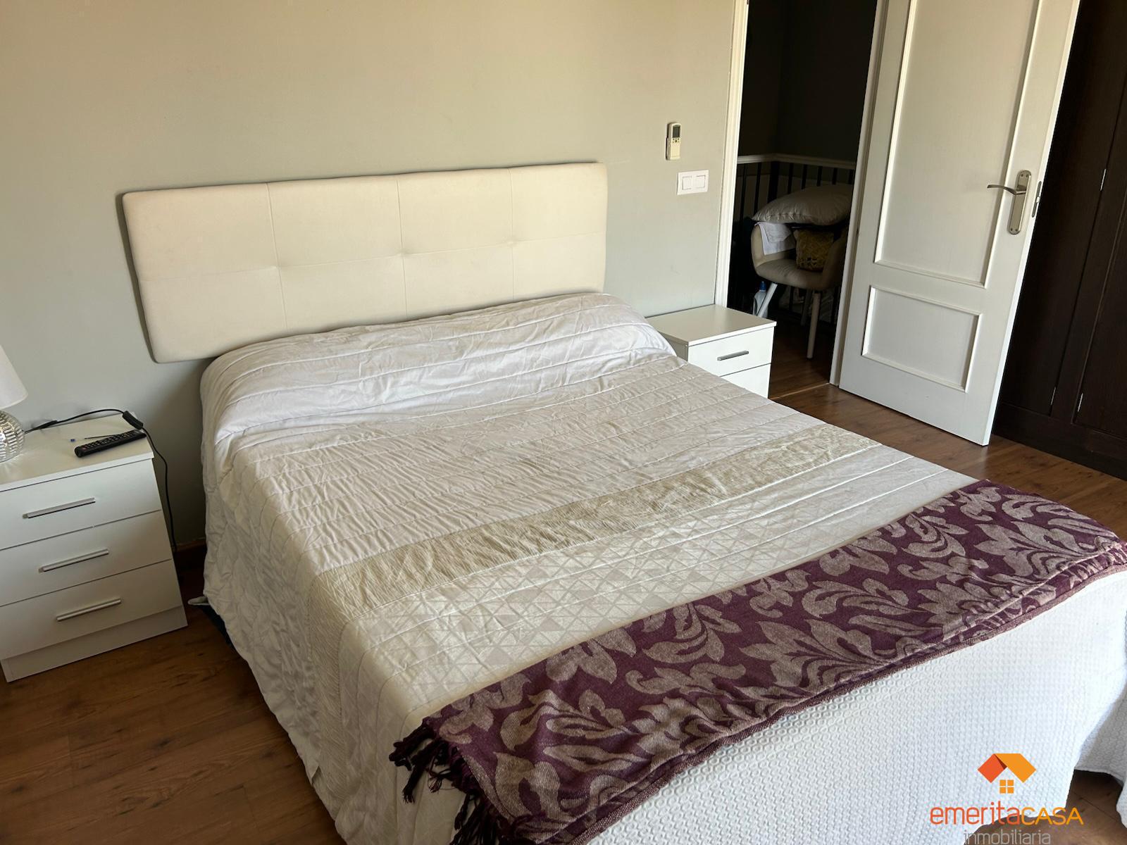 For sale of duplex in Almendralejo