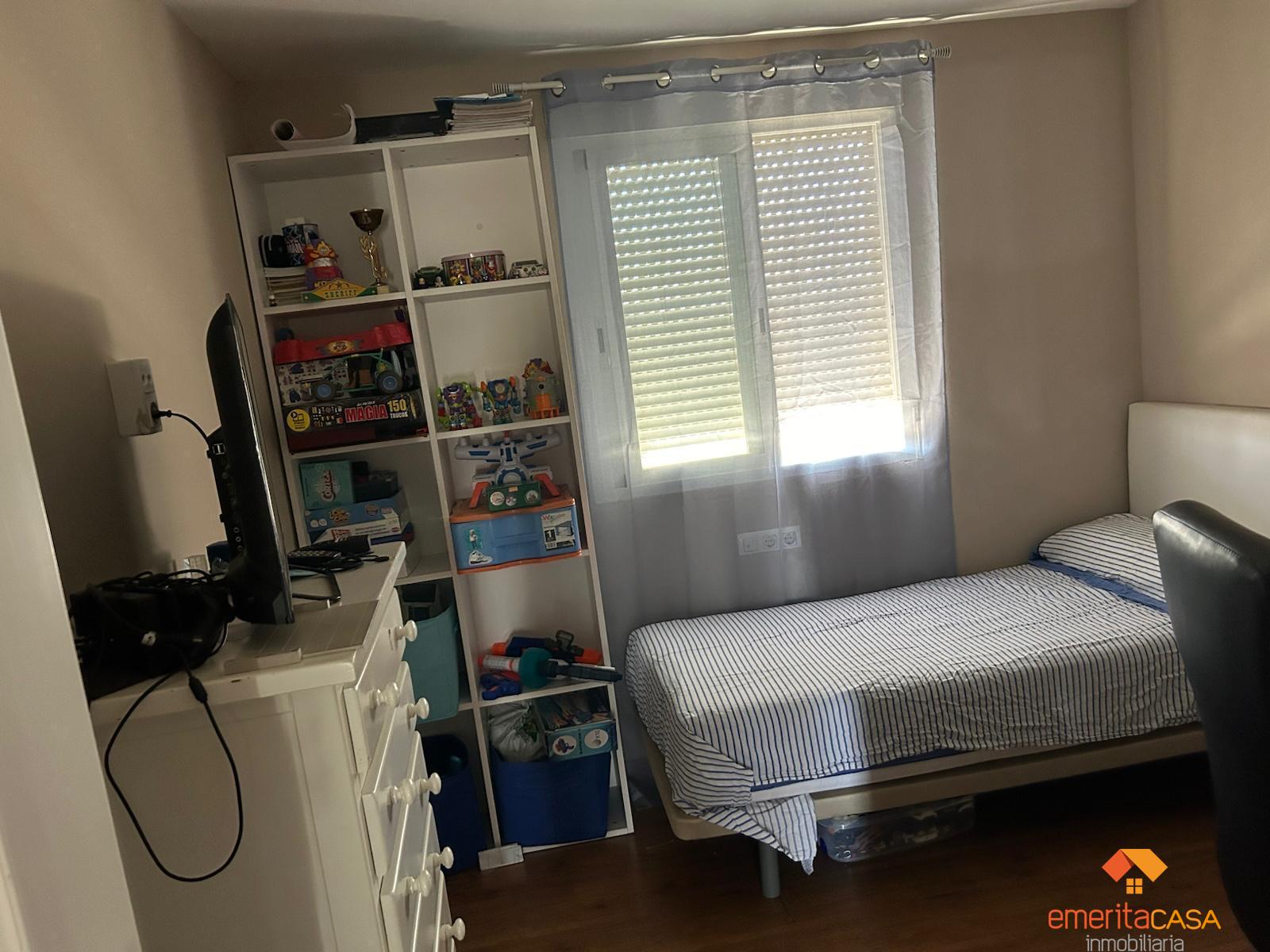 For sale of duplex in Almendralejo