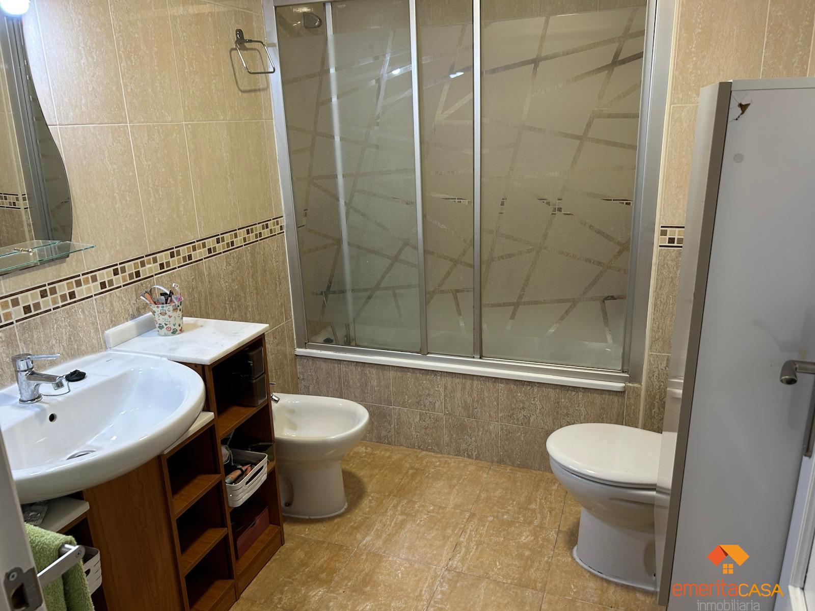 For sale of duplex in Almendralejo