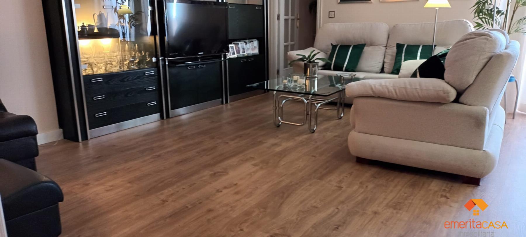 For sale of flat in Almendralejo