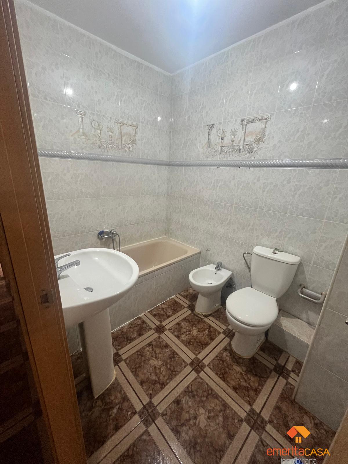 For sale of flat in Almendralejo