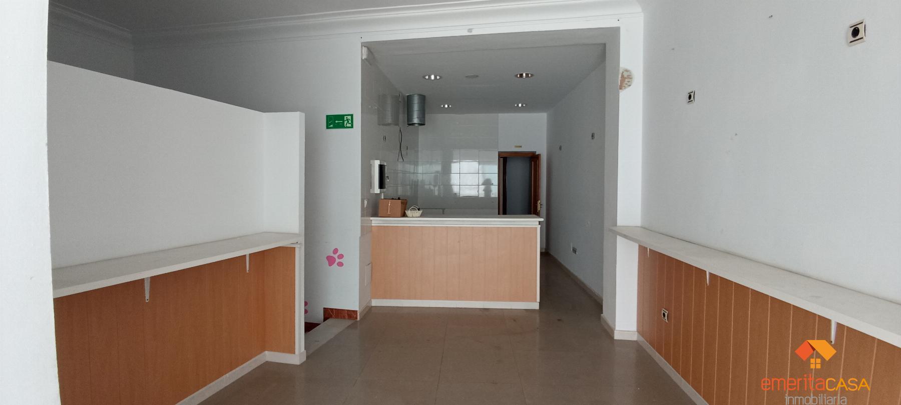 For sale of commercial in Almendralejo