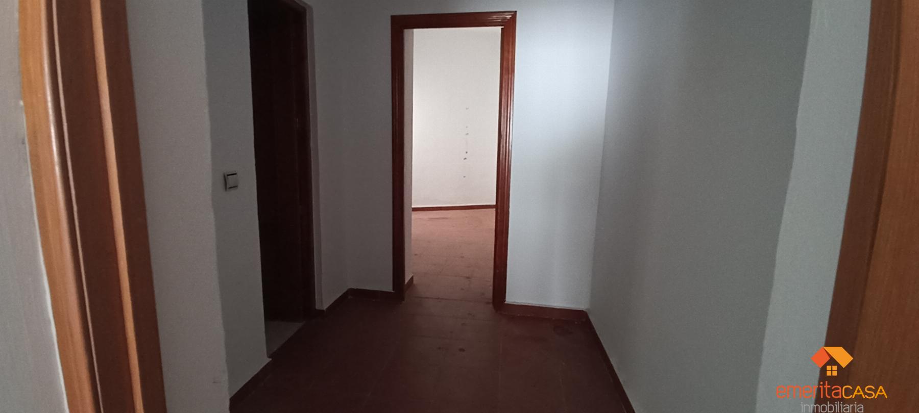 Alquiler de local comercial en Almendralejo