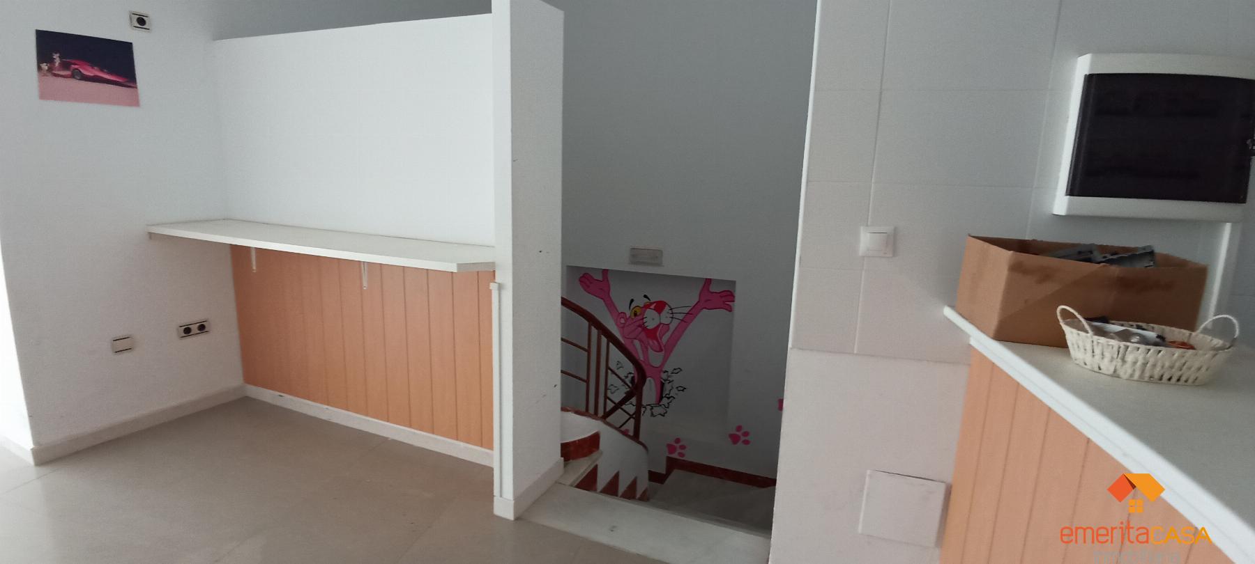Alquiler de local comercial en Almendralejo