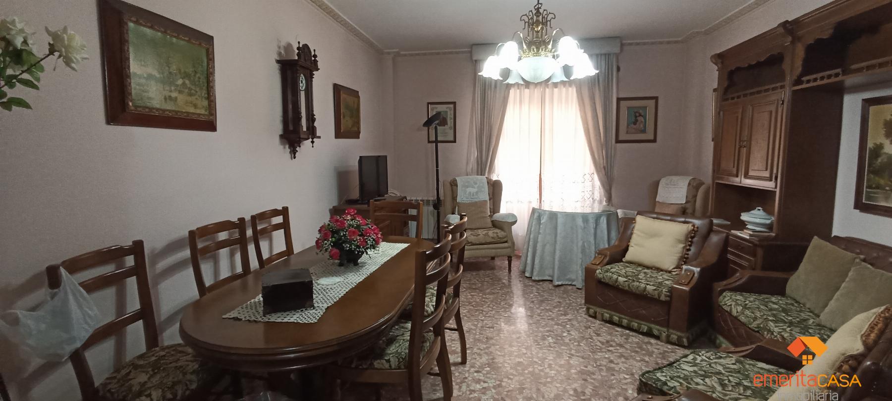 For sale of flat in Almendralejo