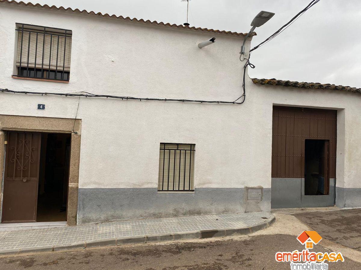 Venta de casa en Mirandilla