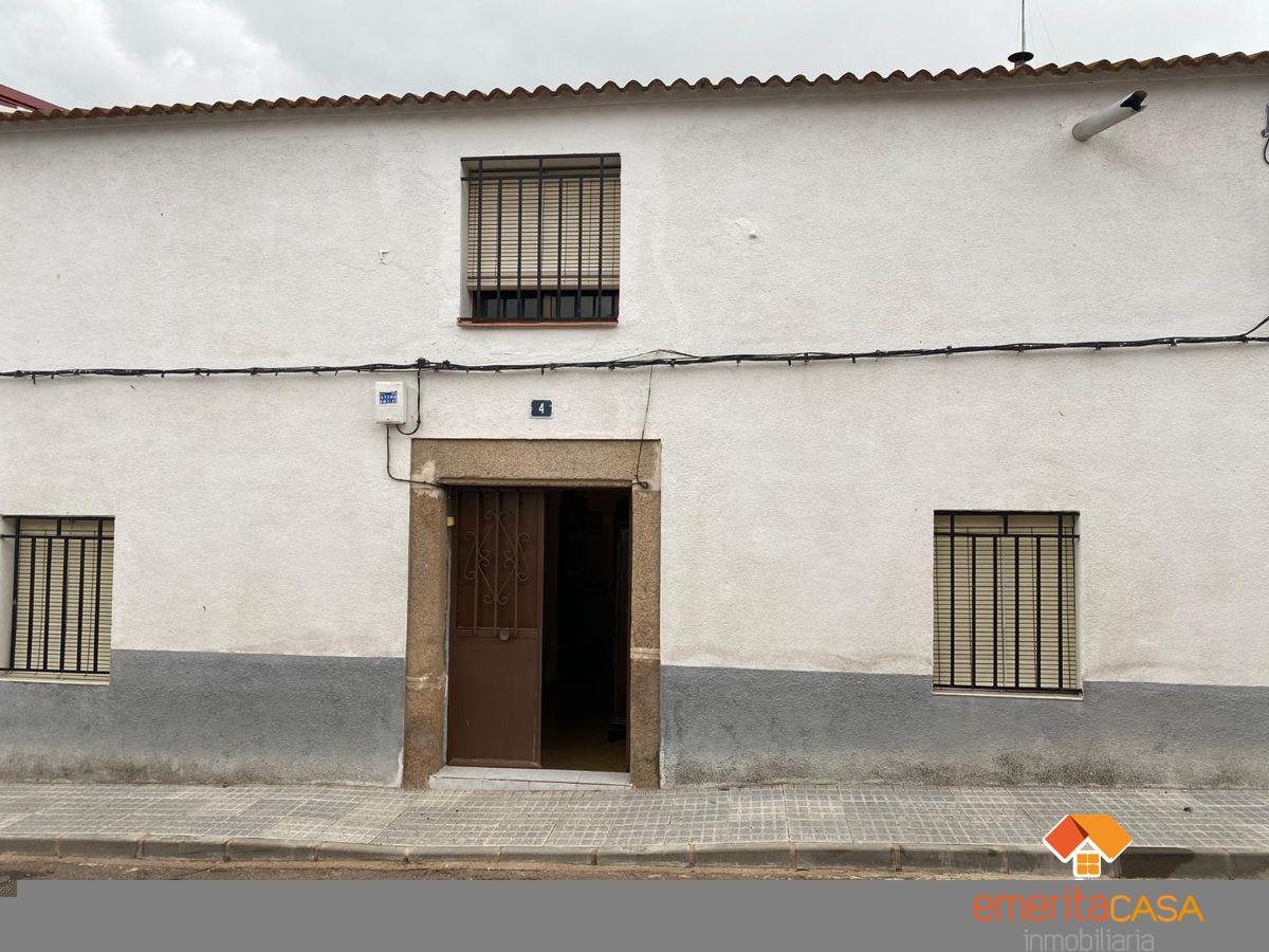 Venta de casa en Mirandilla