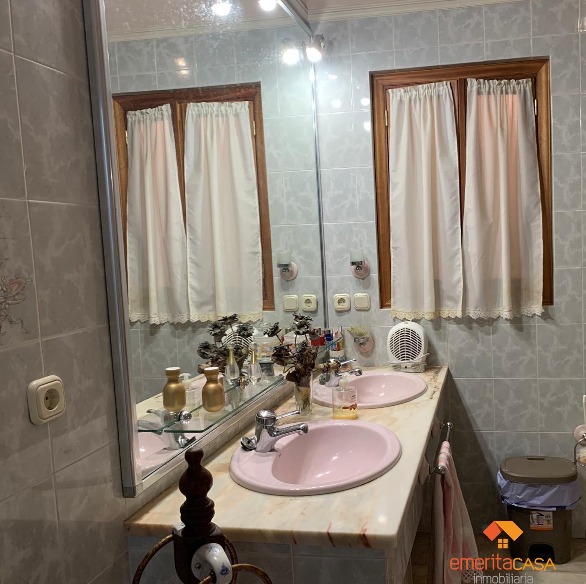 Venta de casa en Almendralejo