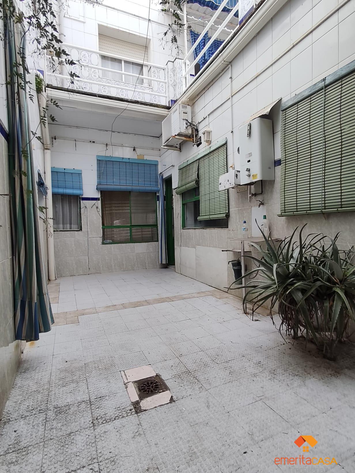 Venta de casa en Almendralejo