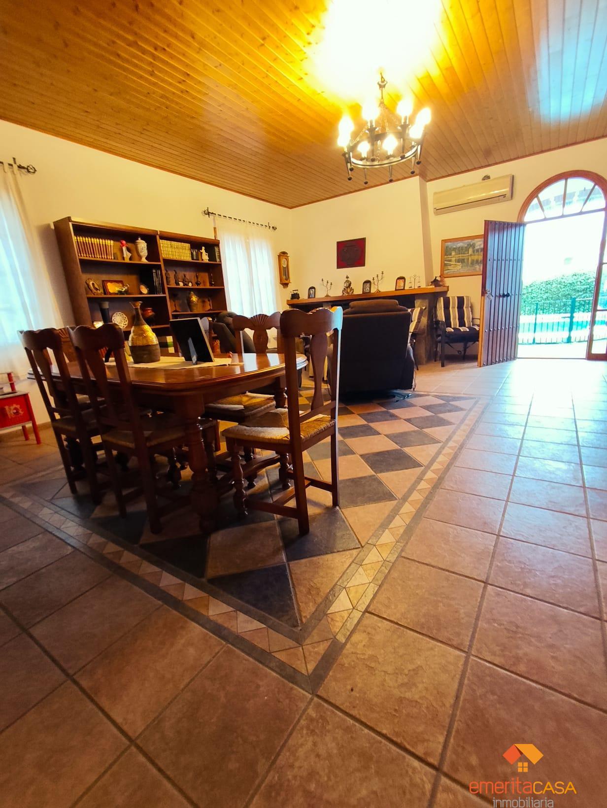 Venta de casa en Almendralejo