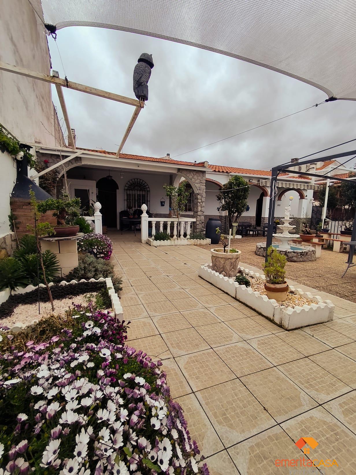 Venta de casa en Almendralejo