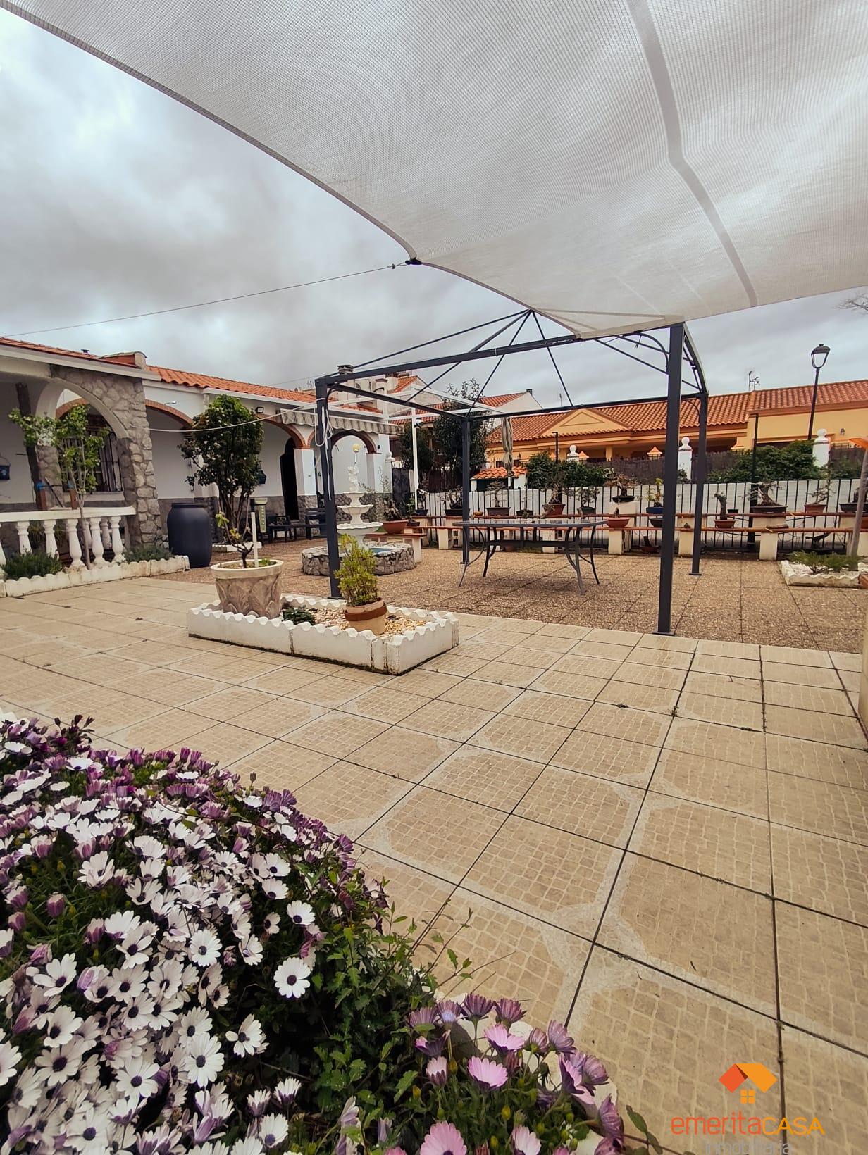 Venta de casa en Almendralejo