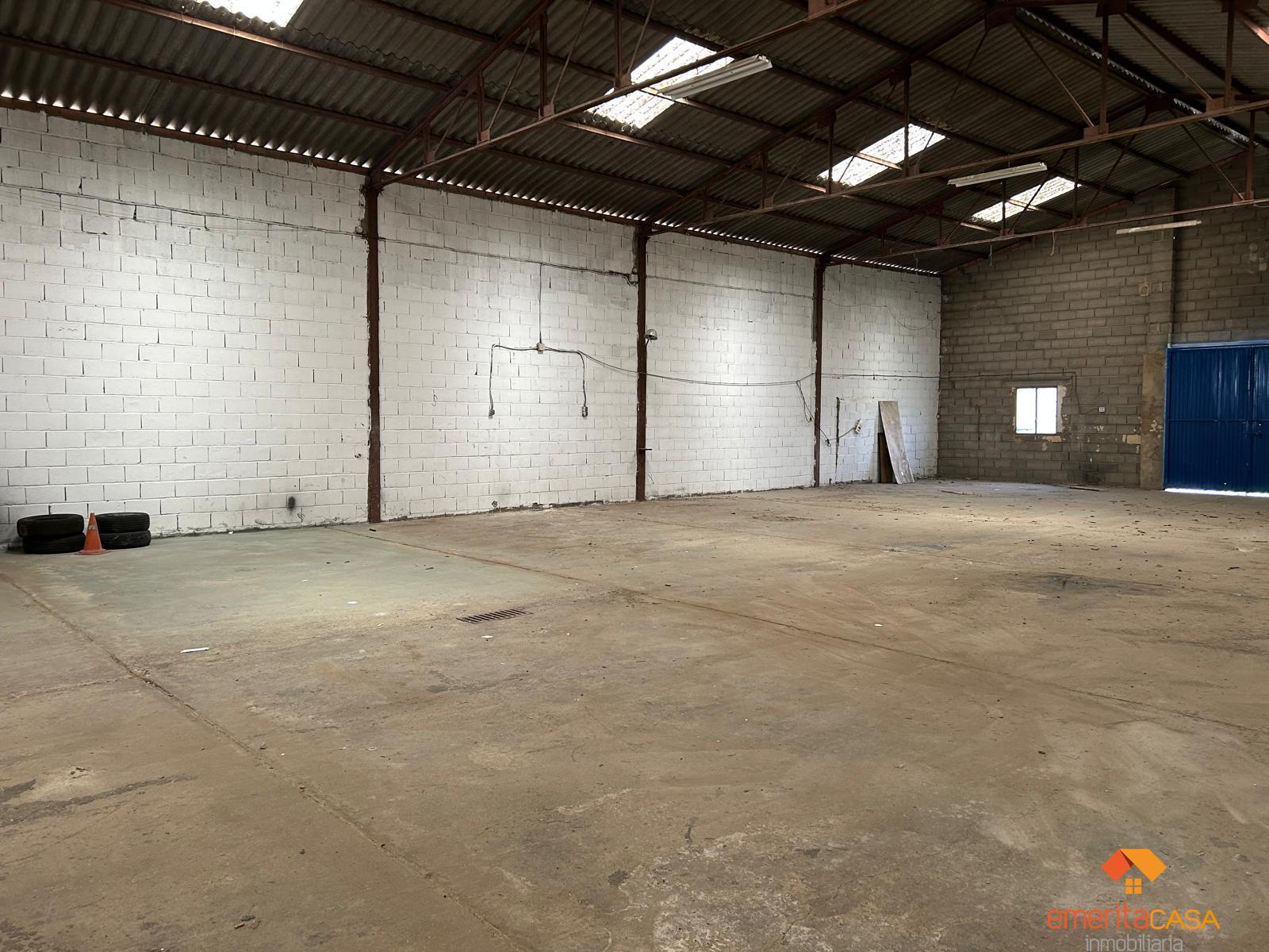 Alquiler de nave en Mérida