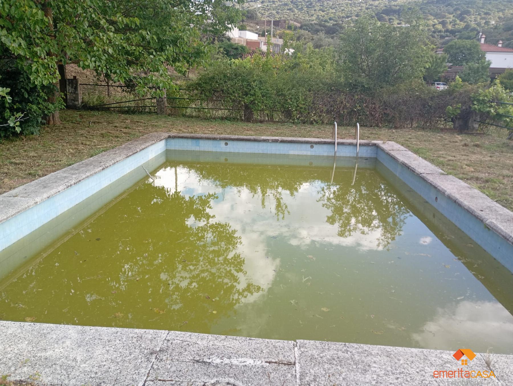 Venta de finca rústica en Cáceres