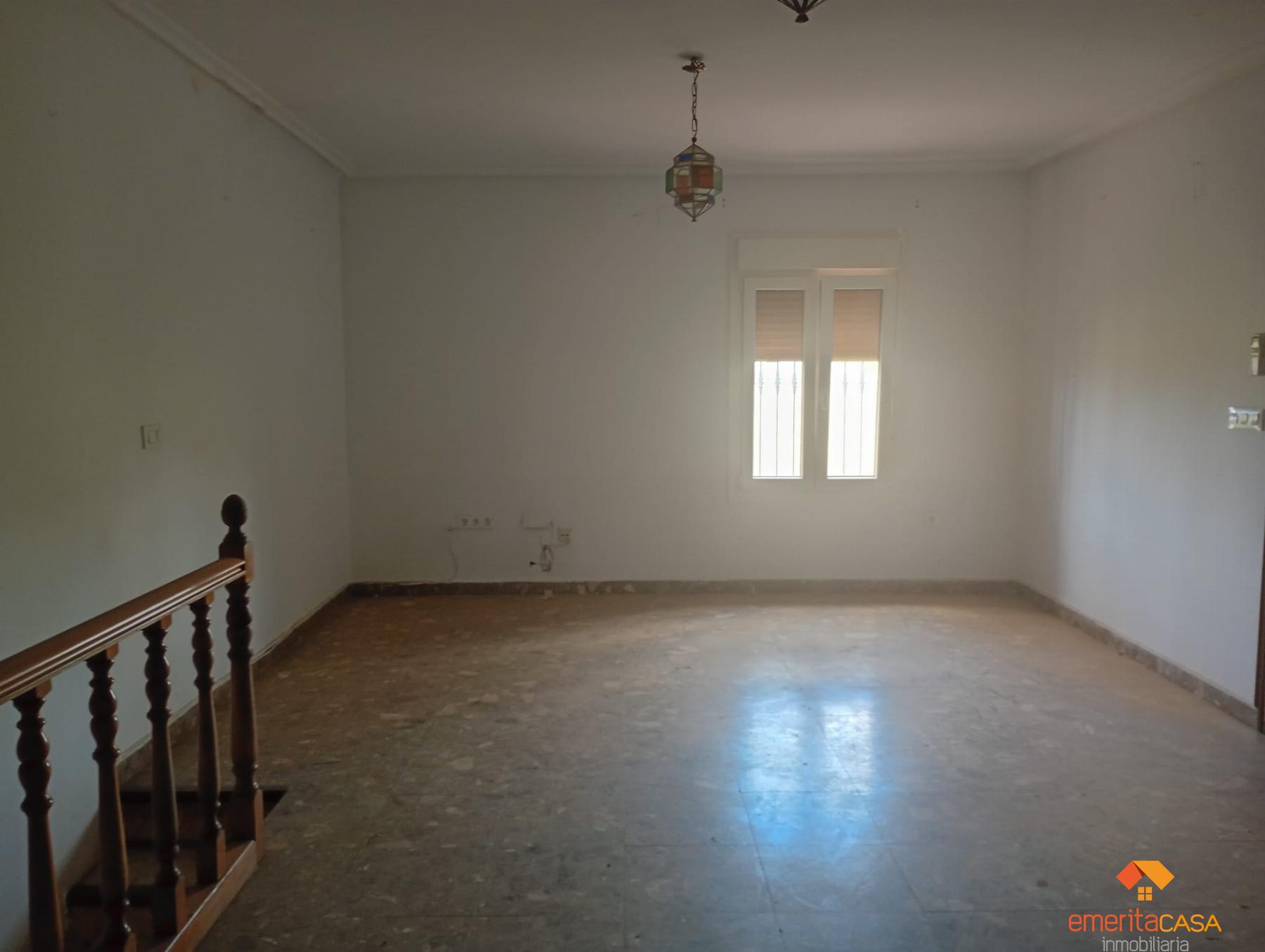 Venta de finca rústica en Cáceres