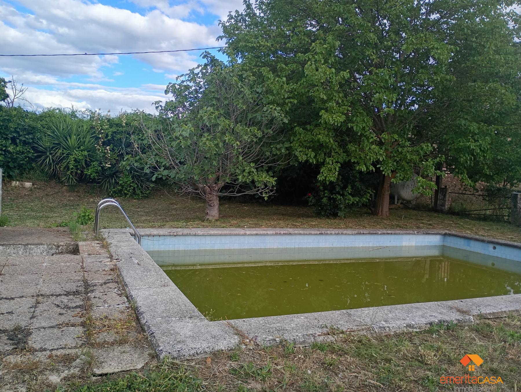 Venta de finca rústica en Cáceres