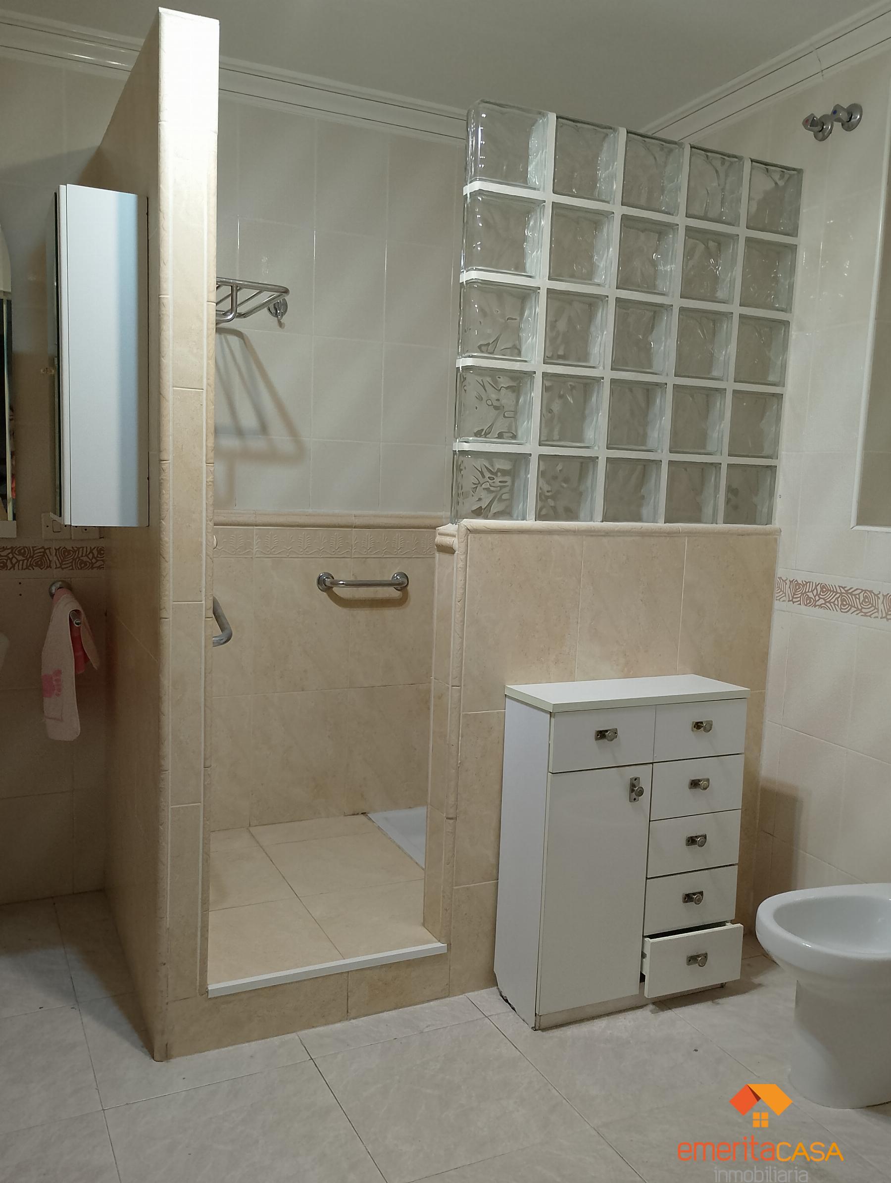 Venta de casa en Almendralejo