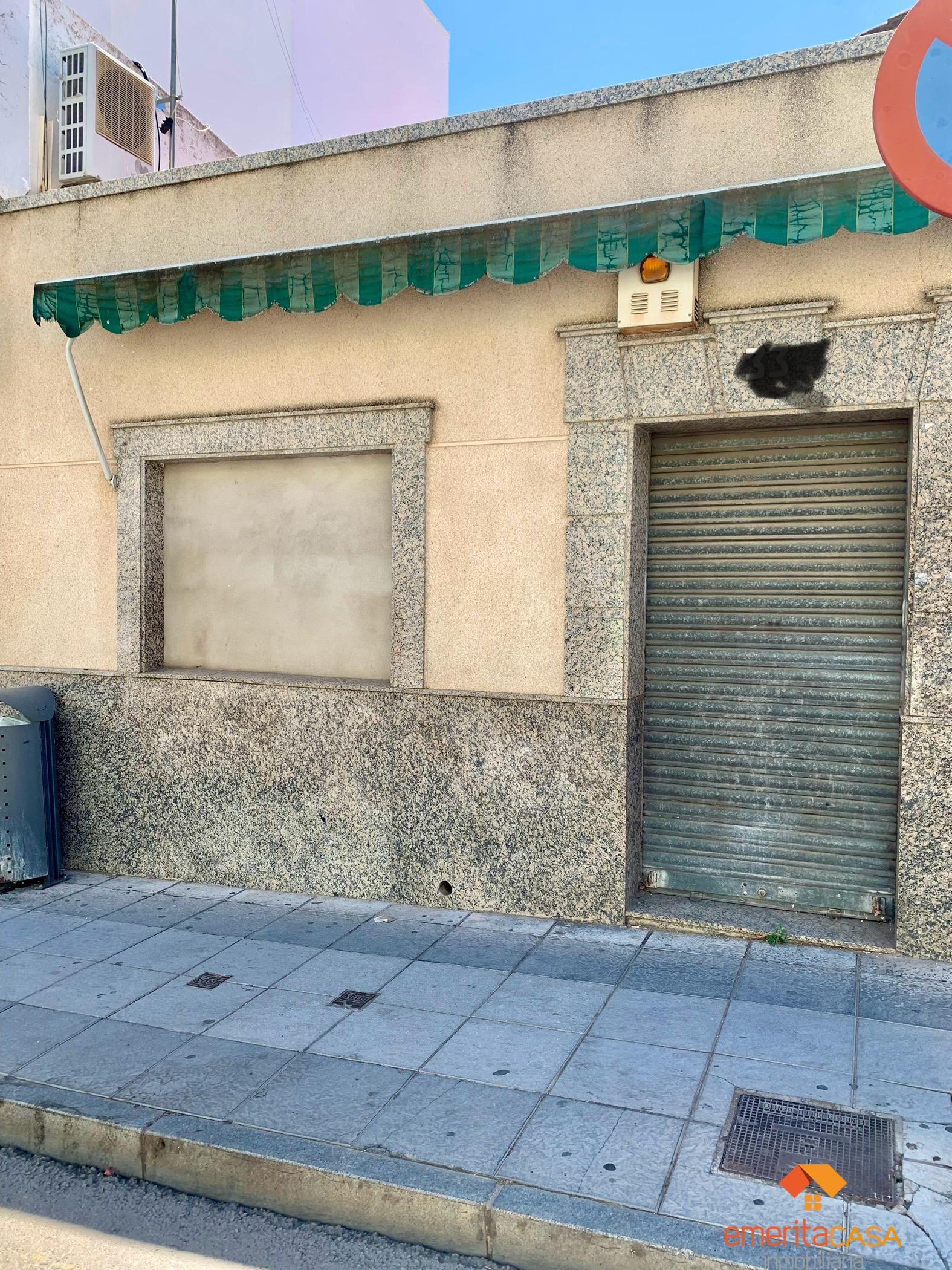 Venta de local en Almendralejo