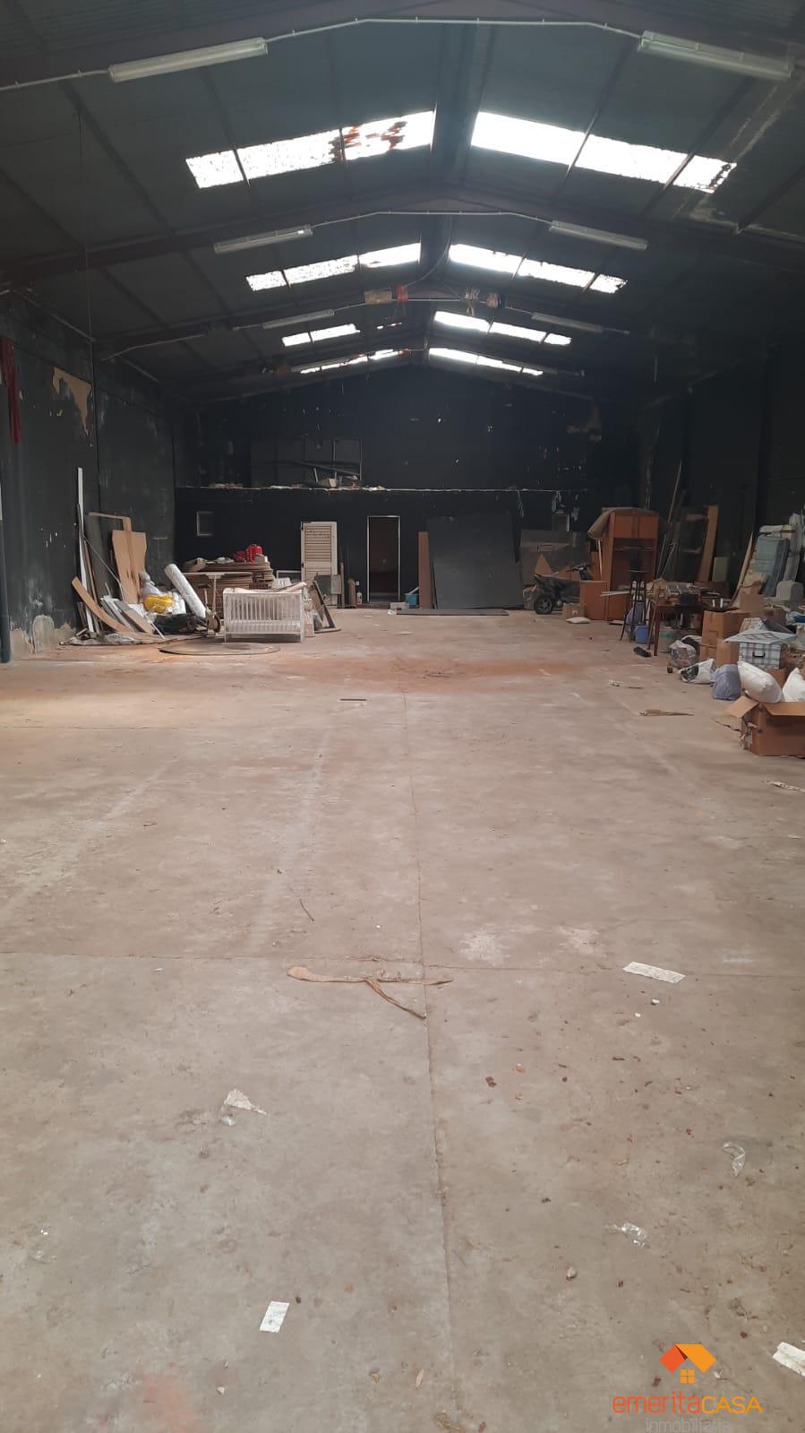 Venta de nave en Almendralejo