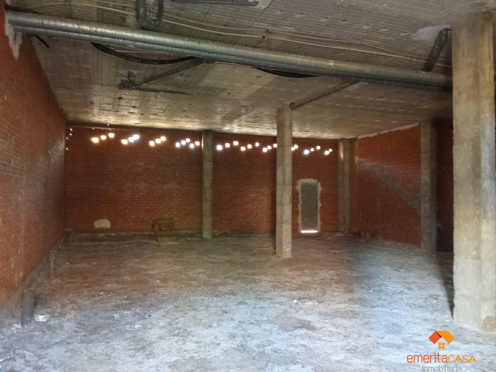 Venta de local en Cáceres