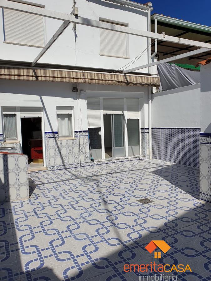 Venta de chalet en Trujillanos