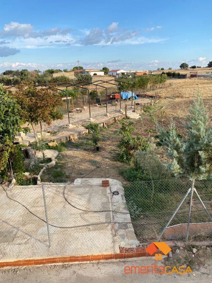 Venta de terreno en Mirandilla