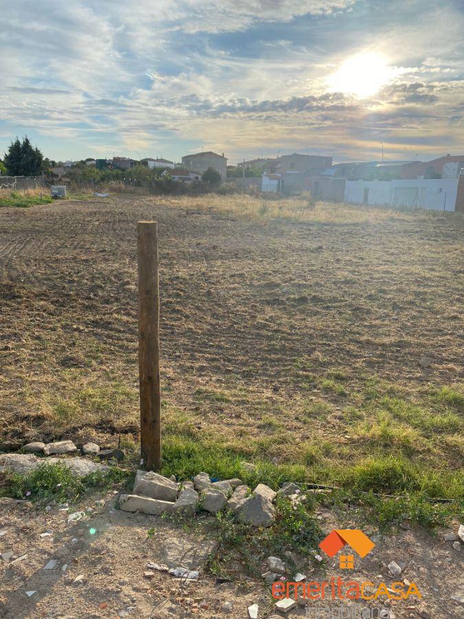 Venta de terreno en Mirandilla