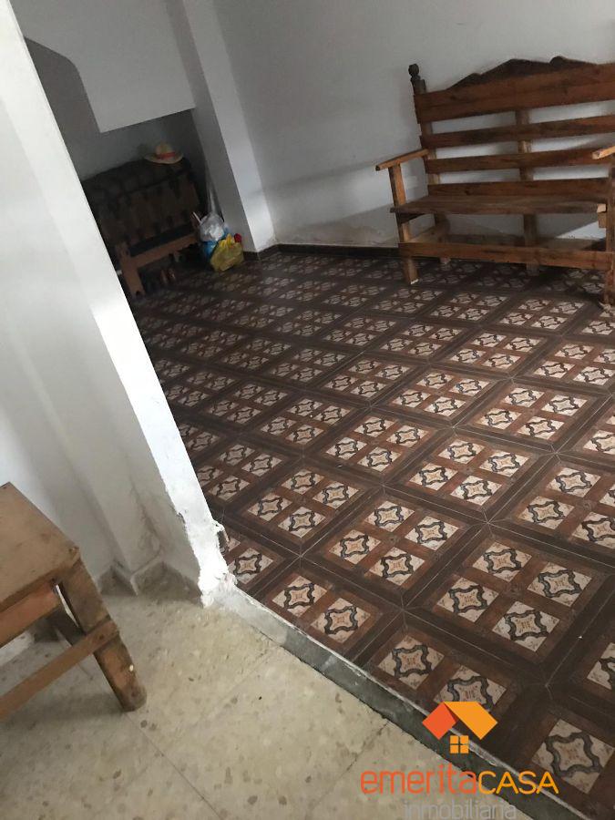 Venta de casa en Mirandilla