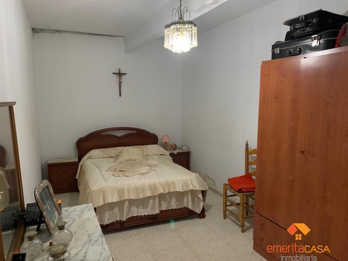 For sale of house in Trujillanos