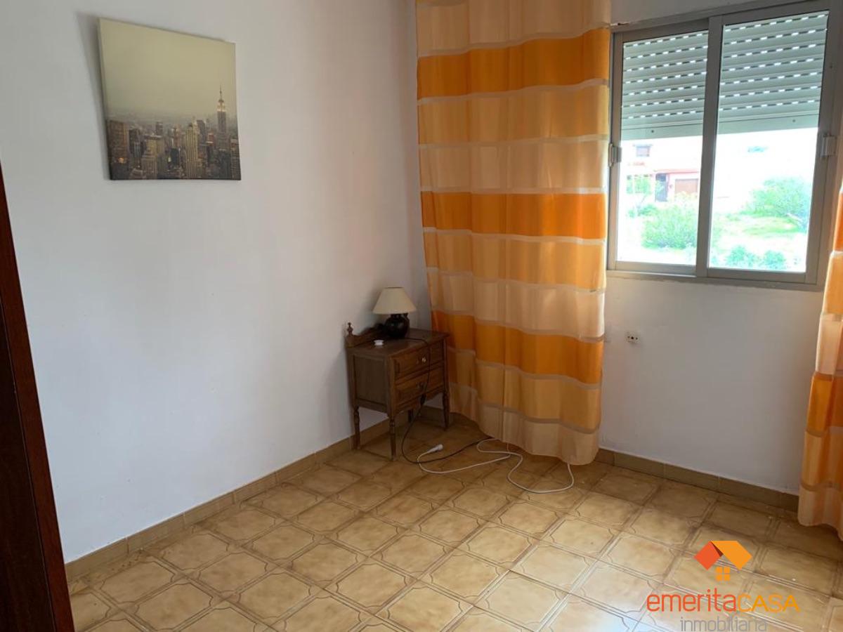 For sale of house in Trujillanos