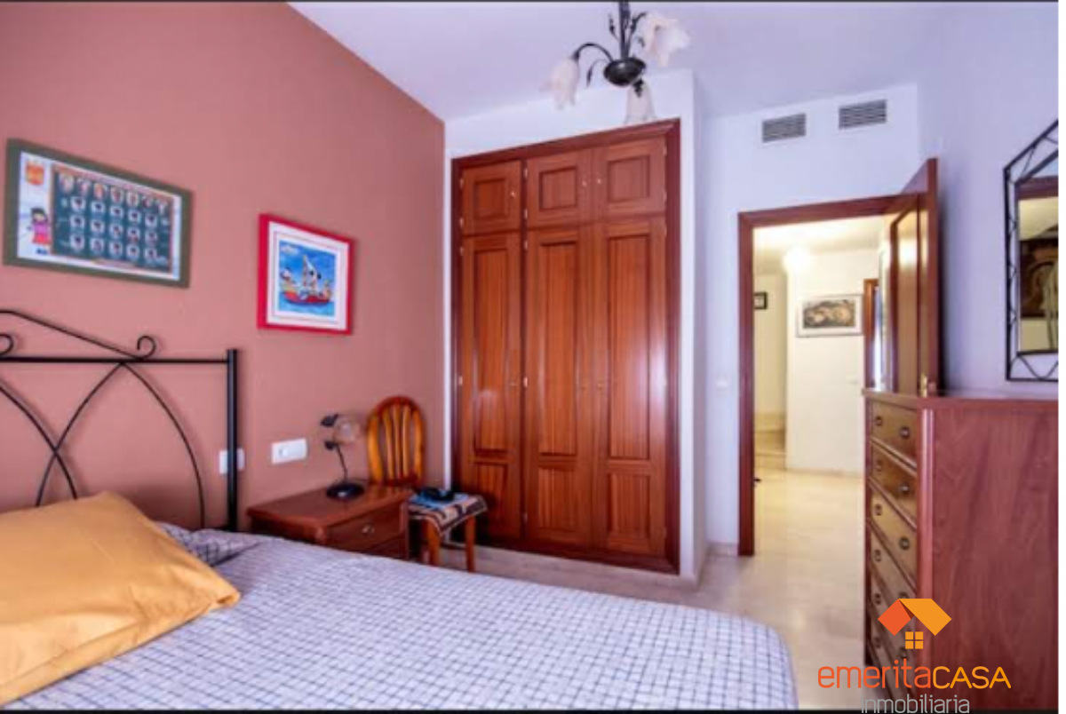 For sale of chalet in Mérida