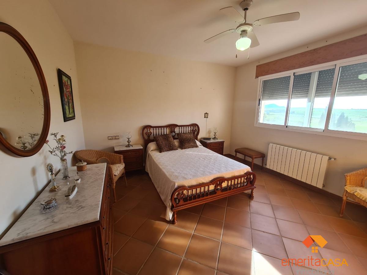 For sale of villa in Mérida