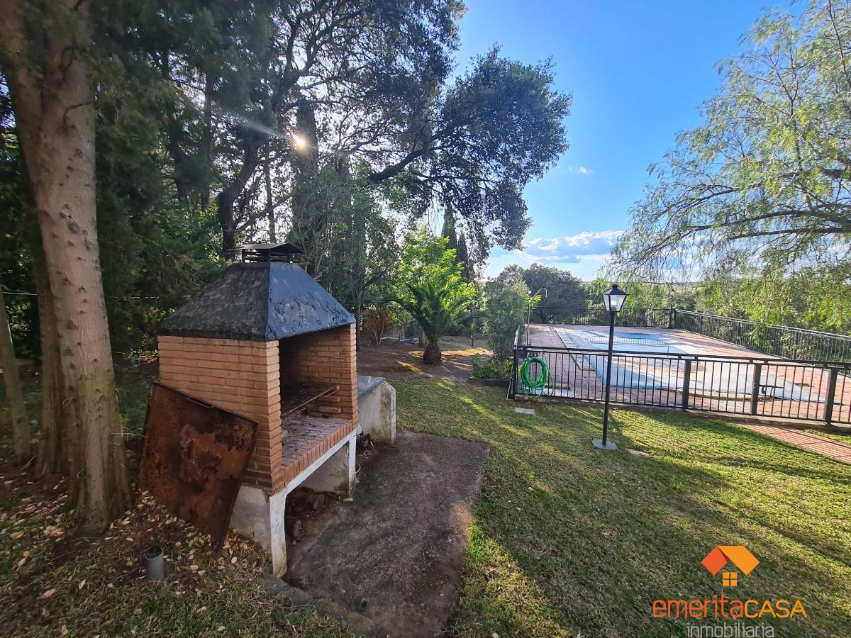 For sale of villa in Mérida