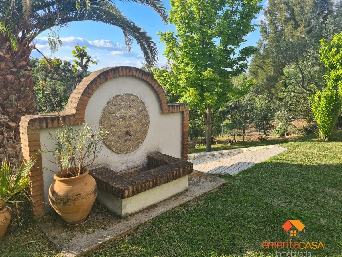 For sale of villa in Mérida