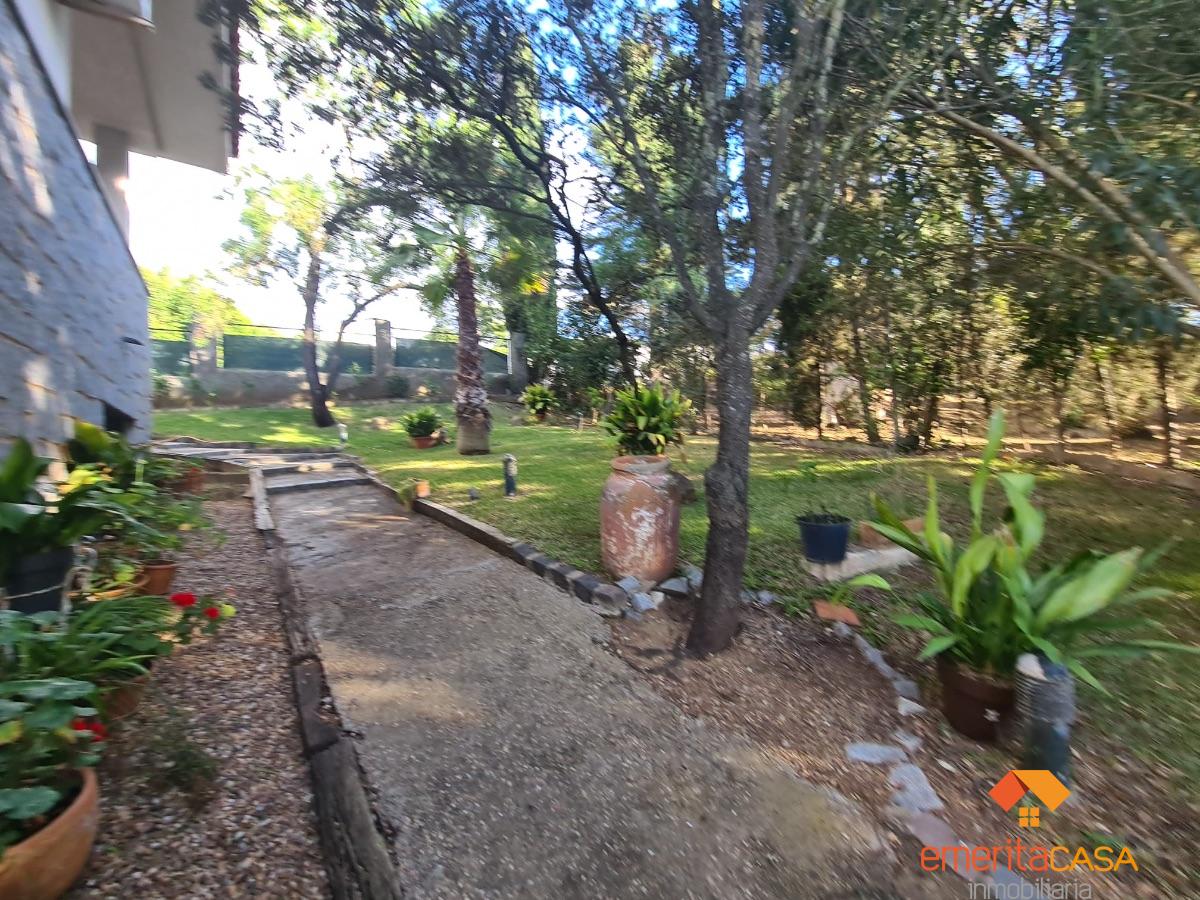 For sale of villa in Mérida