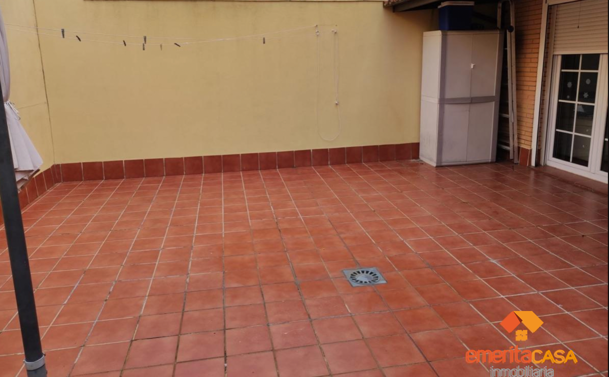 For sale of chalet in Mérida