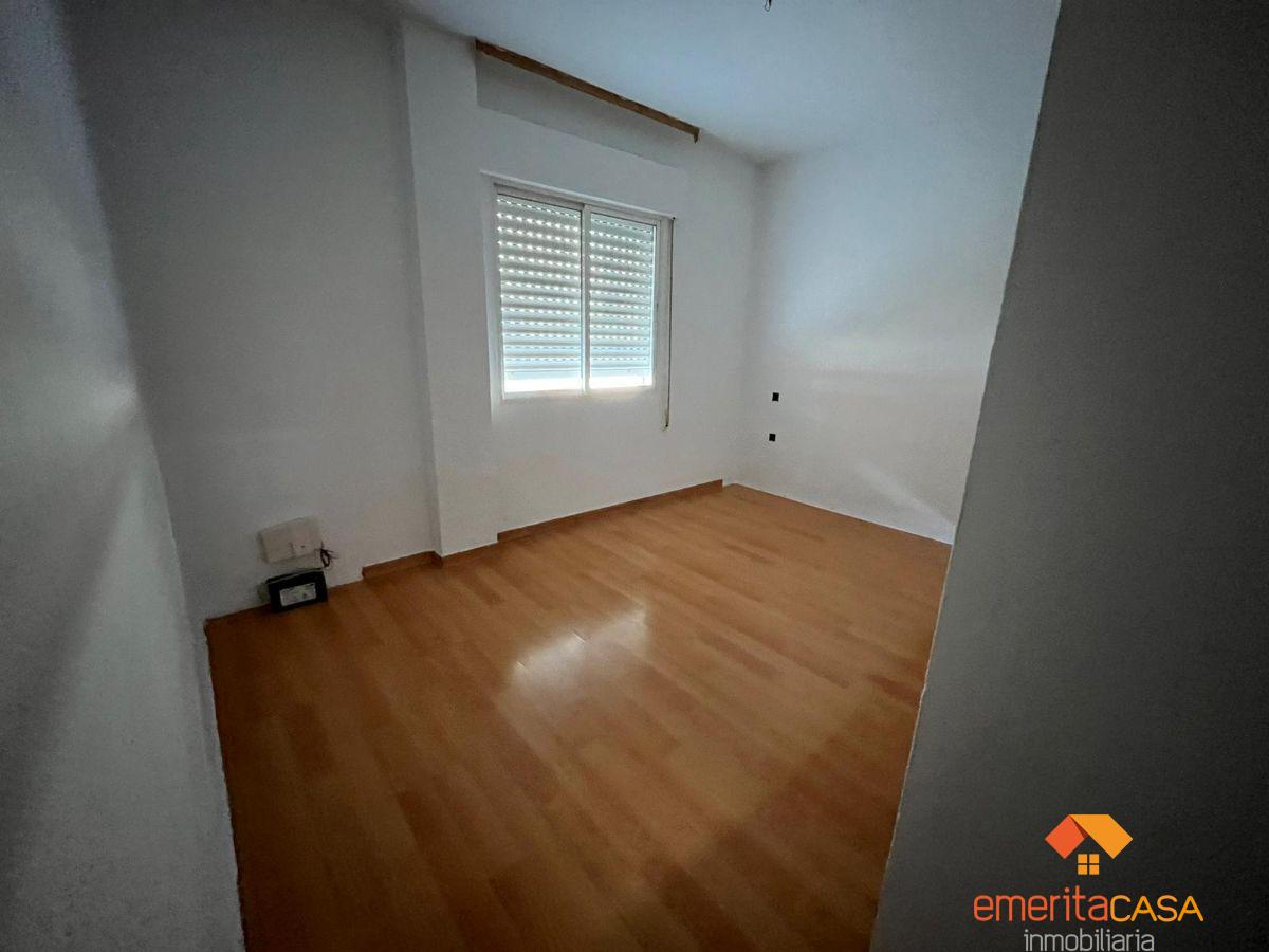 For sale of apartment in Badajoz