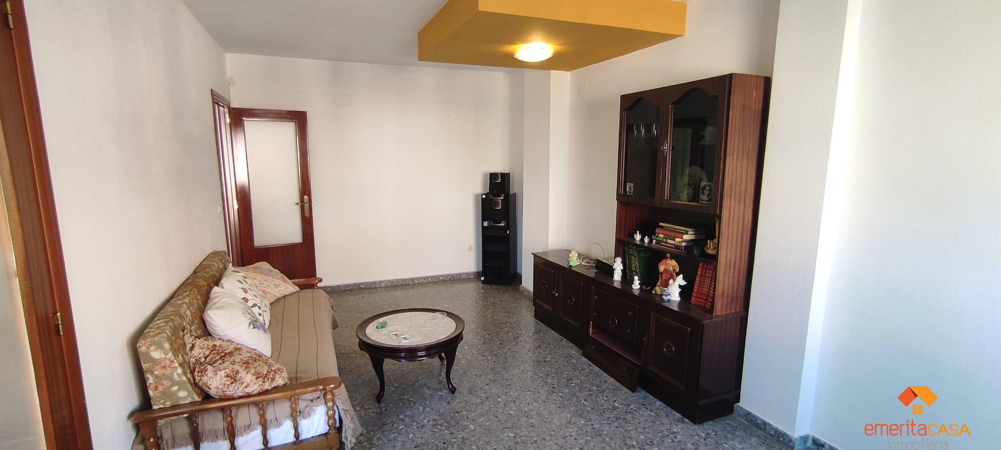 For sale of chalet in Mérida
