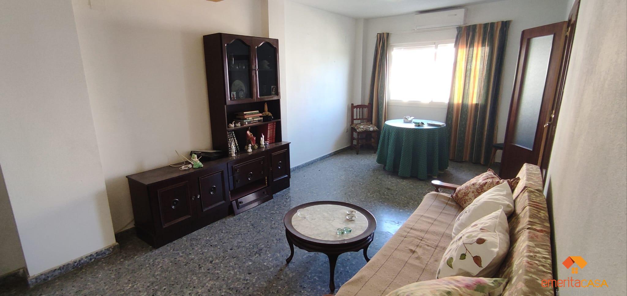 For sale of chalet in Mérida