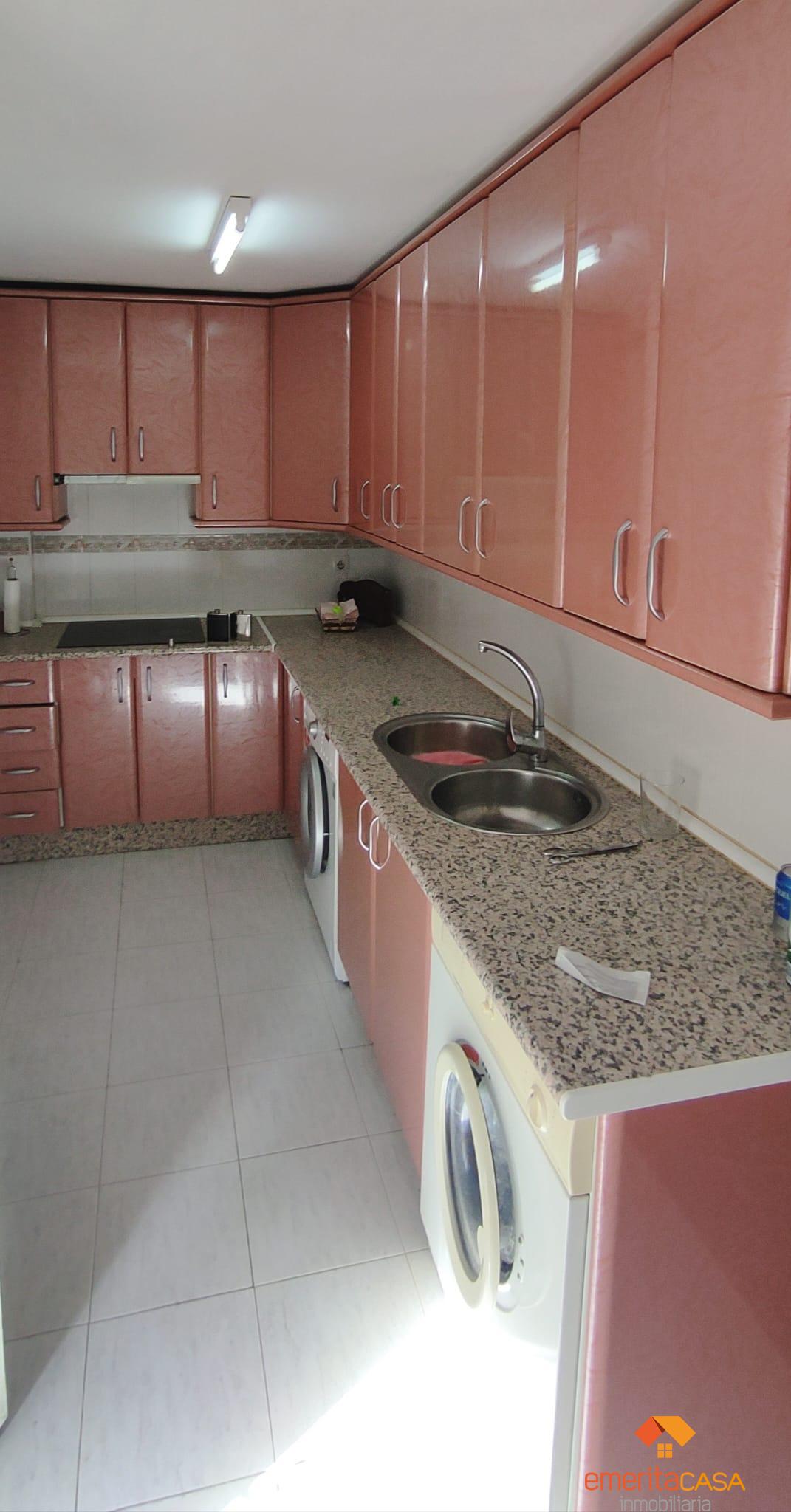 For sale of chalet in Mérida