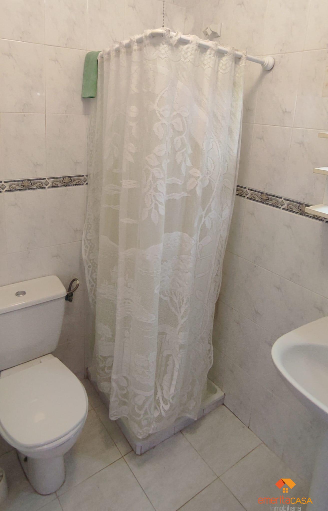 For sale of chalet in Mérida